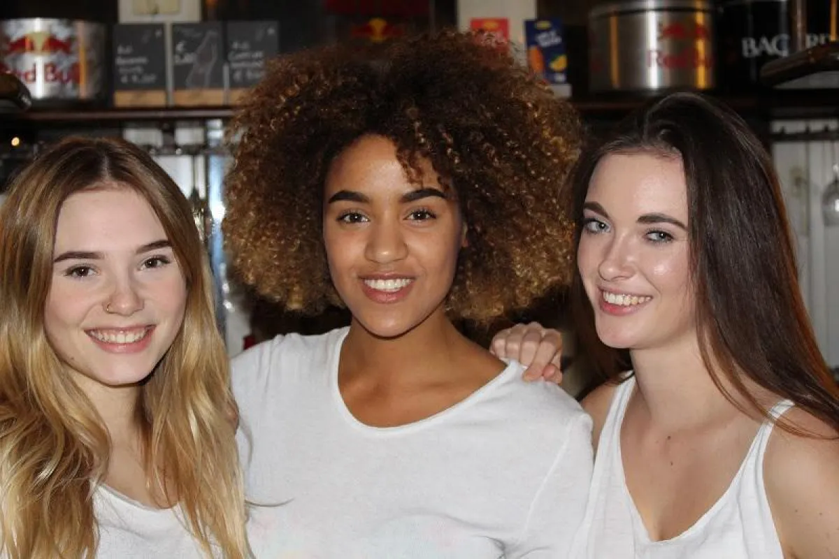 Esther Graf, Salzburgs Nächstes Topmodel 2016 Salnia Stangl, Ronja Maislinger