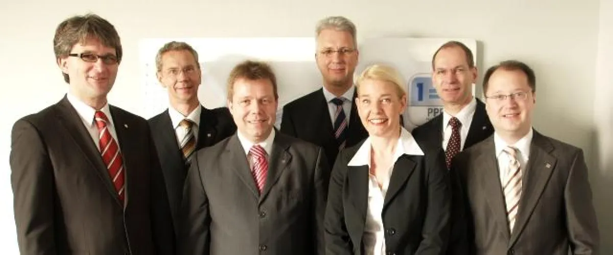 Das neue Team von Ricoh stellt sich vor (v.l.n.r.): Gernot Vizethum, Holger Juraschek, Mario Hippe, Thomas Grethe, Ursula Risch-Sauer, Harald Gordon und Ortwin Klinkenberg.
