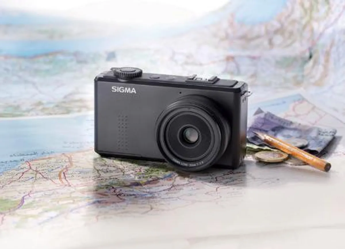 (FOTO: SIGMA) DP2 Merrill