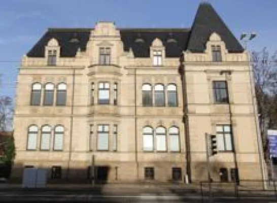 Bild: DIP-Partner AENGEVELT vermittelt in Leipzig 900 m² Bürofläche an Anwaltskanzlei