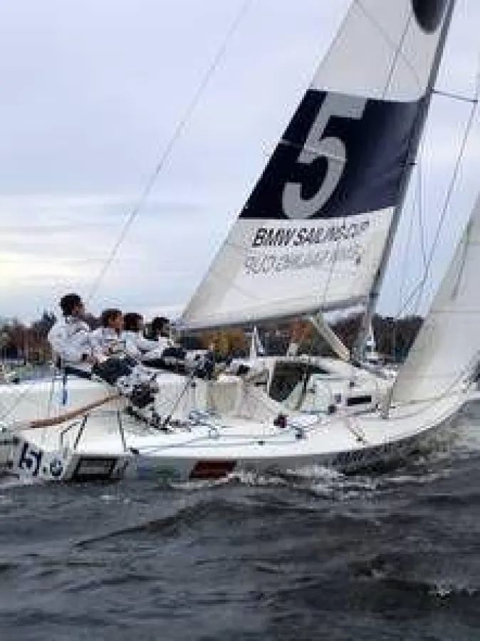 Spannendes Segelmanöver bei Vorrunde des 19. BMW Berlin Match Race