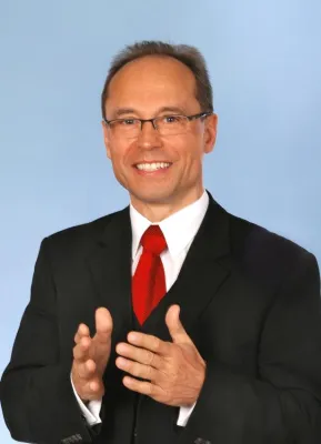 Bild: Berliner diz AG feiert 20jähriges Firmenjubiläum: Zeitgemäße Lösungen für die betriebliche Altersversorgung