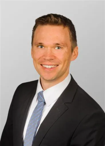 Bild: Nicolas Vogt aus Zell u.A. erreicht Endrunde des Jungmakler Awards