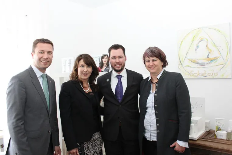 Bild: Beauty-Innovationen aus Oberasbach: Das weltweit erfolgreiche Familienunternehmen Doctor Eckstein BioKosmetik®