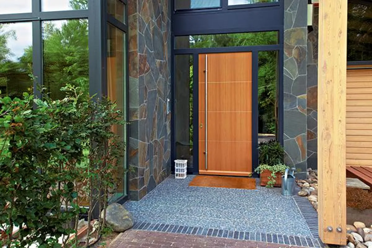 Die neuen Holzhaustüren von HBI überzeugen in vielen Belangen.