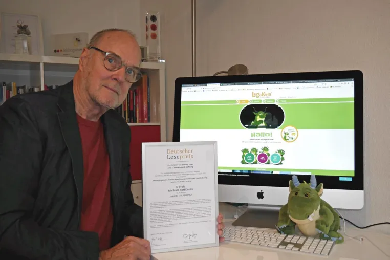 Deutscher Lesepreis für den Leiter der LegaKids Stiftung Bild: Deutscher Lesepreis für den Leiter der LegaKids Stiftung