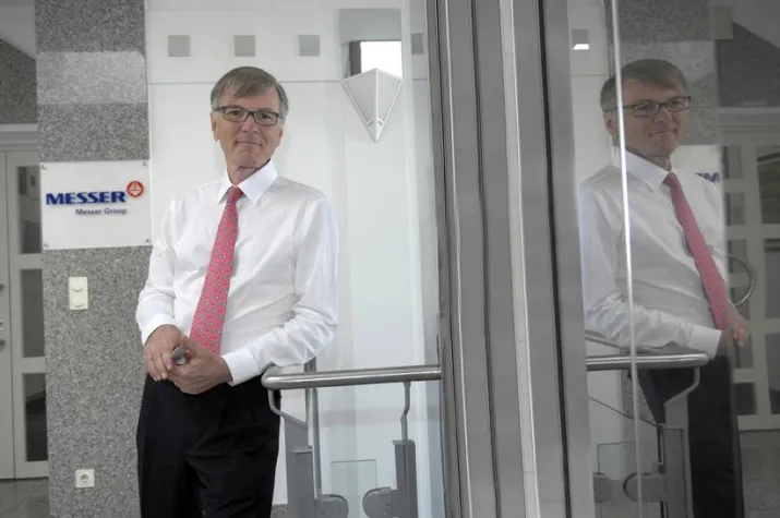 Bild: Stefan Messer erhält „Fokus für Exzellenz 2010“