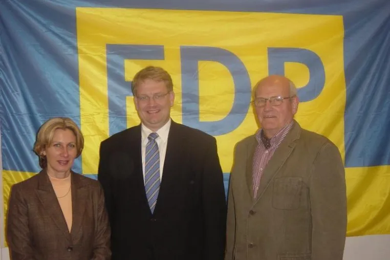 Bild: FDP-MdB Wolff in Bad Oldesloe - Den 7. Sinn für die Sicherheit schärfen
