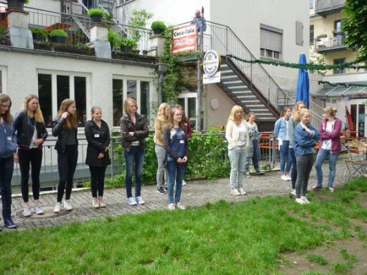 Bild: Nachhaltiges Reisen in Afrika und Asien - Freiwilligenarbeit Veranstalter Rainbow Garden Village informiert