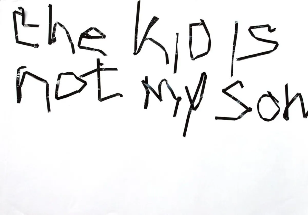 Hélène van Duijne, Cut up Jackson, Manetband auf Papier, 2003