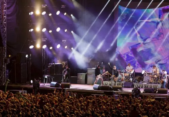 Cuxhaven rockt – beim Deichbrand 2013 Bild: Cuxhaven rockt – beim Deichbrand 2013