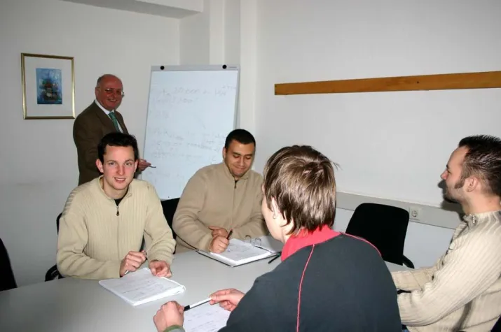 Bild: Master und Job gleichzeitig: Berufsbegleitendes Master of Engineering Studium