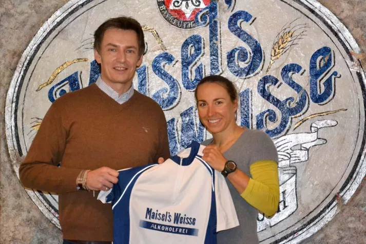 Bild: Maisel’s Weisse Alkoholfrei unterstützt Triathletin Anne Haug