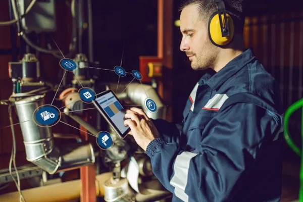 Bild: Digitales Assistenzsystem in der Industrie 4.0