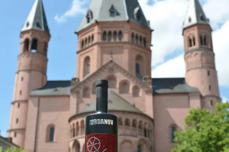 Bild: Iordanov Vodka Mainz Edition