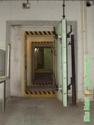Bild: Bunkerbegehung im MdI „Schulungsobjekt bei Freudenberg“ (Objekt 7001) am 24.11.2012