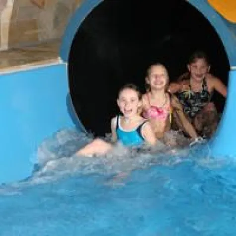 Bild: Große Bescherung im Haus der Jugend „Anne Frank“