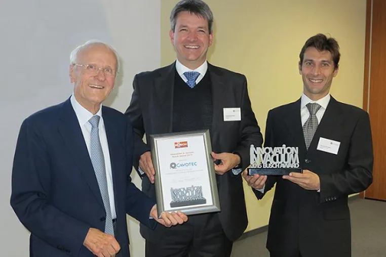 Cavotec mit 'Innovation in Vacuum Busch Award 2015' ausgezeichnet Bild: Cavotec mit 'Innovation in Vacuum Busch Award 2015' ausgezeichnet