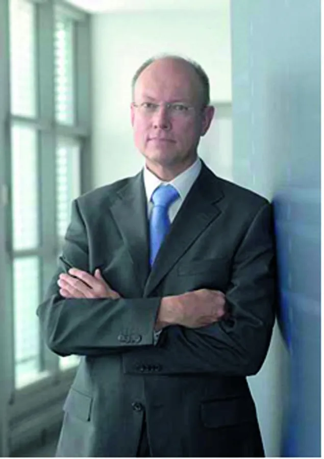 Staatssekretär aus dem Bundeskanzleramt Dr. Hans Bernhard Beus referiert am Fachbereich Verwaltungswissenschaften der Hochschule Harz zum Thema Bürokratieabbau