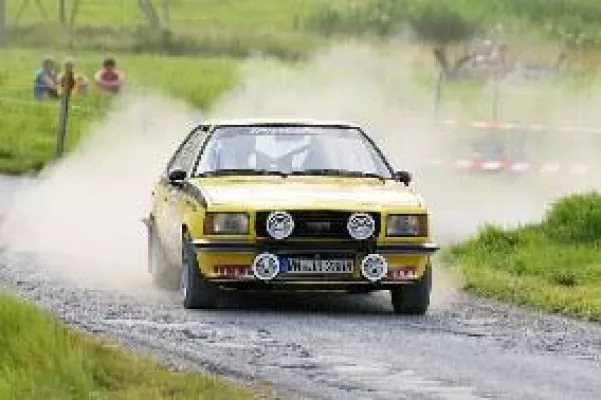 Bild: Irmscher Motorsport als Teilnehmer bei der Gruppe B Rallyelegenden