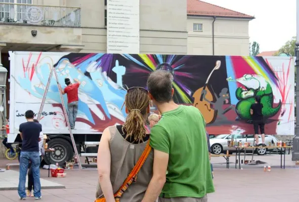 Bild: IBUg präsentiert urbane Kunst zum "e.werk Festival" in Weimar
