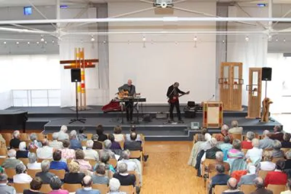 Bild: Auch im Alter auf Gott vertrauen – Senioren treffen sich bei Vitalitas-Kongress der Liebenzeller Mission