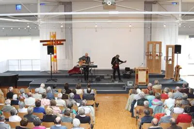 Auch im Alter auf Gott vertrauen – Senioren treffen sich bei Vitalitas-Kongress der Liebenzeller Mission Bild: Auch im Alter auf Gott vertrauen – Senioren treffen sich bei Vitalitas-Kongress der Liebenzeller Mission
