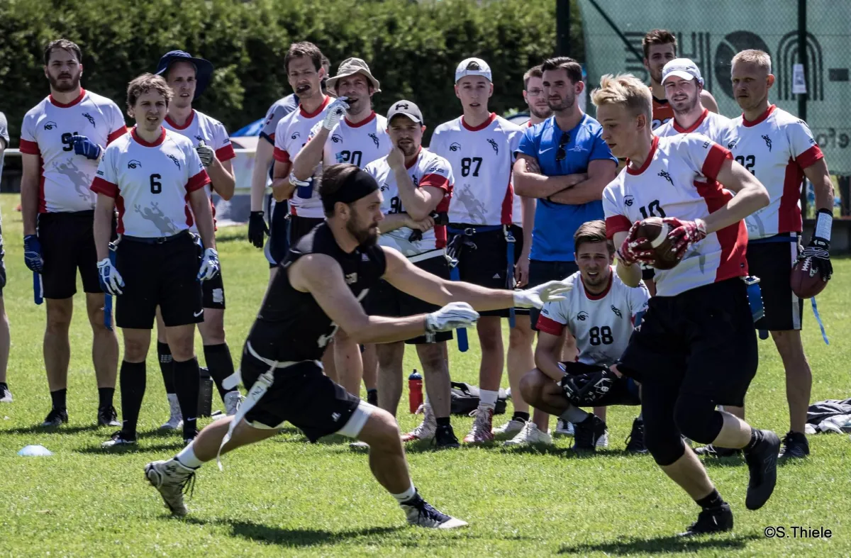 Flag Footballer der Kelkheim Lizzards beim Big Bowl XIII 2019