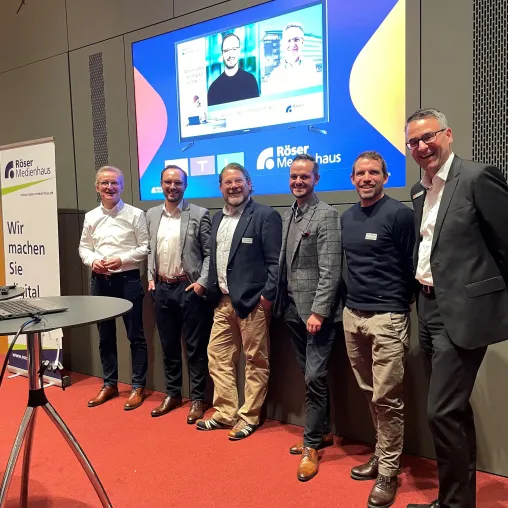 Reges Interesse beim eBusiness Abend, zu dem Röser Medienhaus zusammen mit der Sparkasse eingeladen hatte Bild: Reges Interesse beim eBusiness Abend, zu dem Röser Medienhaus zusammen mit der Sparkasse eingeladen hatte