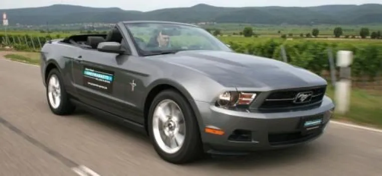 Bild: Das neue Ford Mustang Cabrio im Test