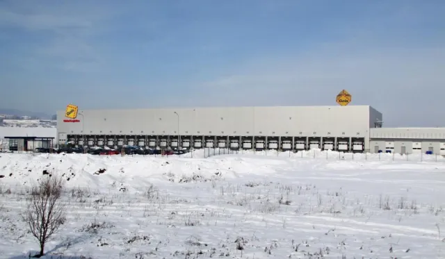 Bild: Geis eröffnet neues Zentral-Hub in der Slowakei