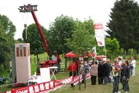 Adam GmbH - Vermieter für Arbeitsbühnen & Stapler aus dem Rhein-Main-Gebiet unterstützt Sanierung Bild: Adam GmbH - Vermieter für Arbeitsbühnen & Stapler aus dem Rhein-Main-Gebiet unterstützt Sanierung