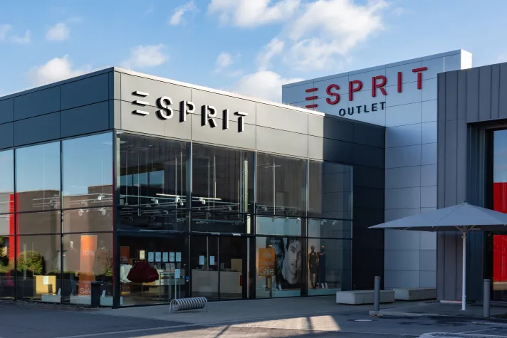 Bild: Esprit gewinnt Retail Technology Award Europe (Reta) für Optimierung der Filialprozesse mit der CAS AG