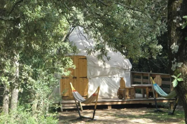 Bild: Jurten-Camping in Frankreich