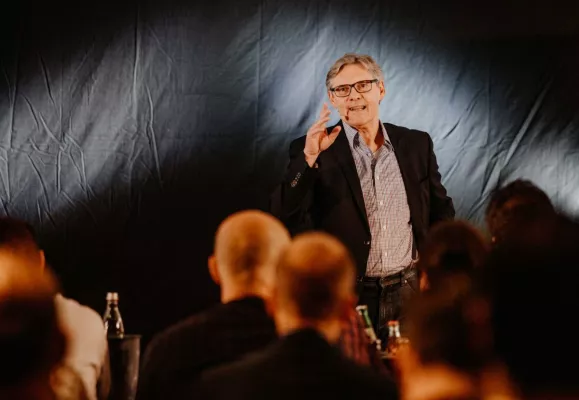 Bild: Einen Speaker-Slam-Weltrekordler für Events buchen?