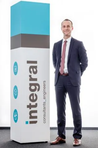 Bild: integral logistics baut Team der Senior Consultants aus