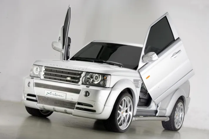 Britischer Pegasus: Arden Range Rover Sport mit Flügeltüren Bild: Britischer Pegasus: Arden Range Rover Sport mit Flügeltüren