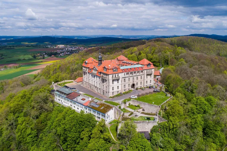 Bild: Online-Beratungstage für die Oberstufe im Lietz Internat Schloss Bieberstein 2022