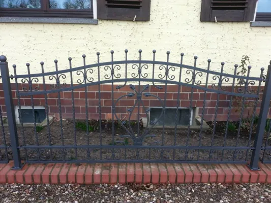 Bild: Janmet - Individuelle Gartentore und Zäune direkt aus Polen