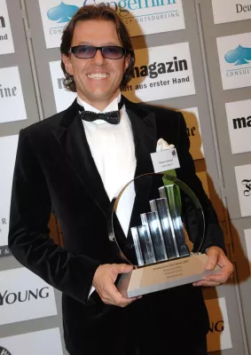 Robert Schroedel, Vorstandsvorsitzender der Berliner VANGUARD AG, wird Entrepreneur des Jahres 2007 Bild: Robert Schroedel, Vorstandsvorsitzender der Berliner VANGUARD AG, wird Entrepreneur des Jahres 2007