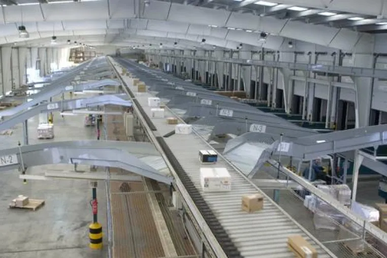 Bild: Vanderlande Industries vertraut auf Extend 7000 von SCHAD