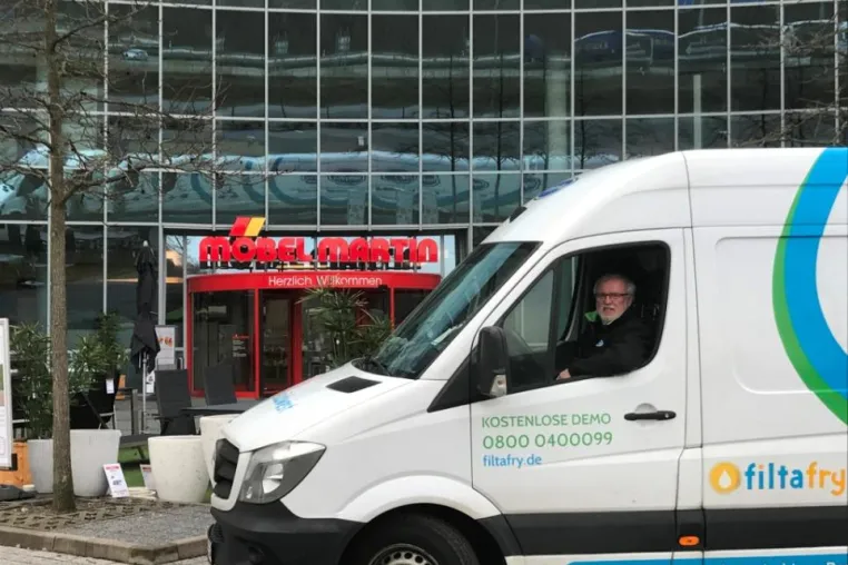 Filtafry übernimmt Fritteusen Service bei Möbel Martin Bild: Filtafry übernimmt Fritteusen Service bei Möbel Martin