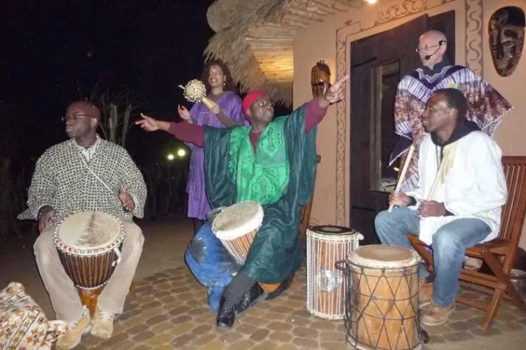 Bild: Ein Stück Afrika - Kalahari Afrika-Sauna eröffnet
