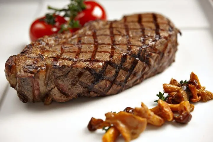 Bild: „Steak – Make it Your Size“: Fleischportion selbst bestimmen und zuschneiden