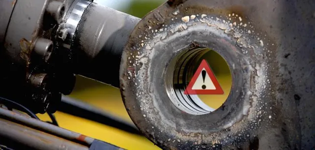 Bild: Vorbeugende Instandhaltung bei Bolzen, Buchse und Gelenklager