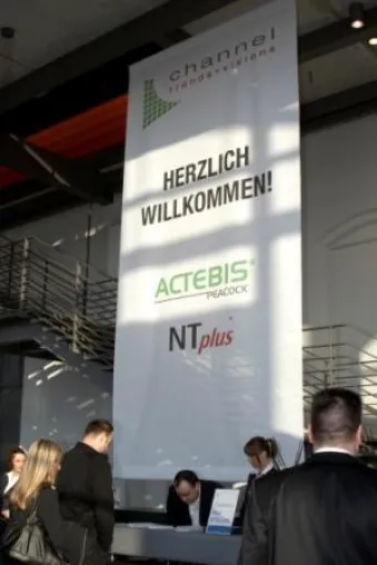 Bild: Handelsmesse - STR8 organisiert Channel Trends+Visions auf 8000 Quadratmetern in der Jahrhunderthalle in Bochum