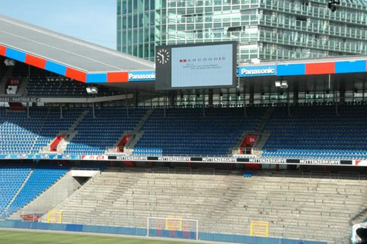 Im Basler St. Jakob-Park, der Heimstätte des FC Basel, feierte Arcondis sein zehnjähriges Firmenjubiläum.