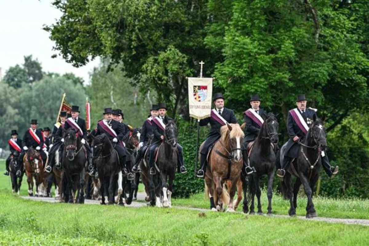 Die Liebenauer Blutreitergruppe war zum 111. Mal zu Gast in Weingarten.