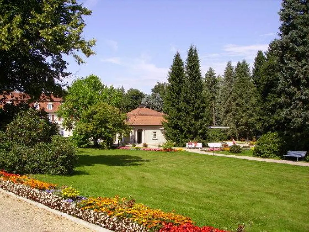 Der historische Kurpark Bad Brambach lädt zur 