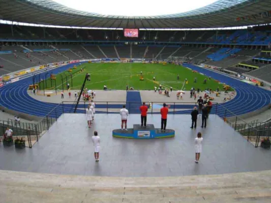 Bild: Stageco Business Partners realisiert mobile Bauten für 12. IAAF Leichtathletik WM Berlin 2009